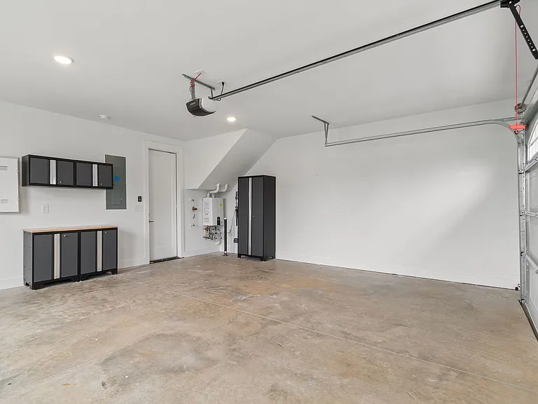 601 Southgate Ave — Photo 64