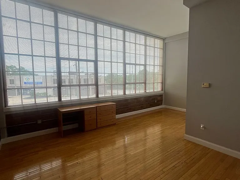 2404 Prospect Ave — Photo 57