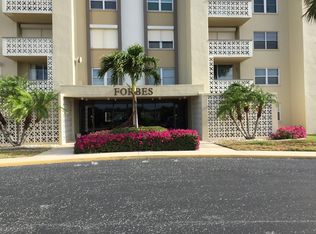 9 Forbes Pl, Dunedin, FL 34698