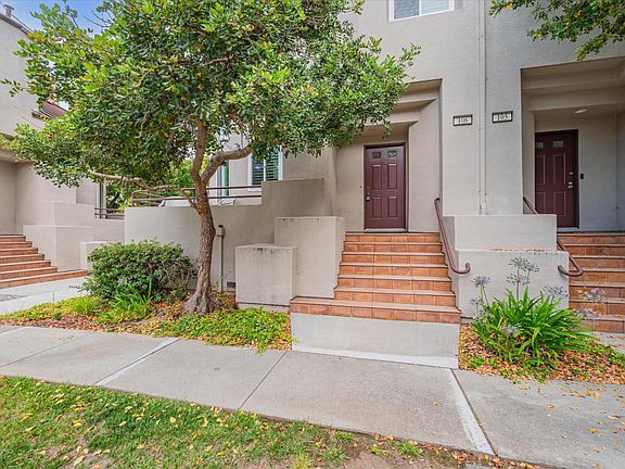 4th image of 106 E Court Ln