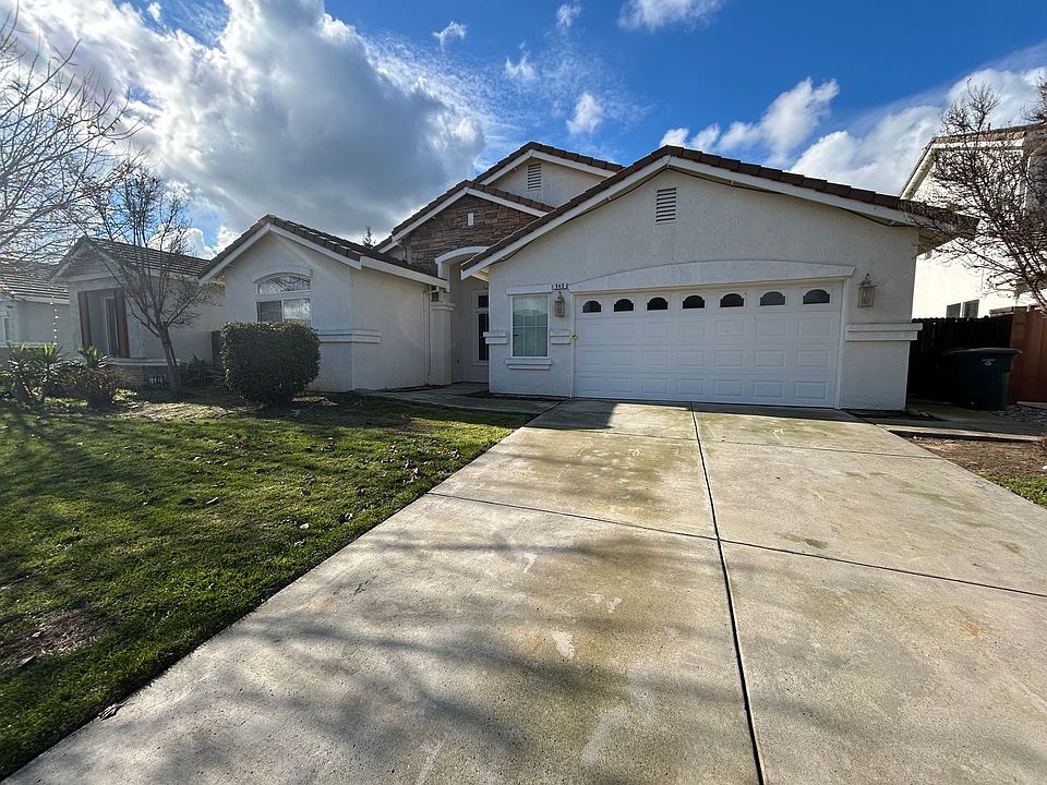 1st image of 543 Chandler Ct