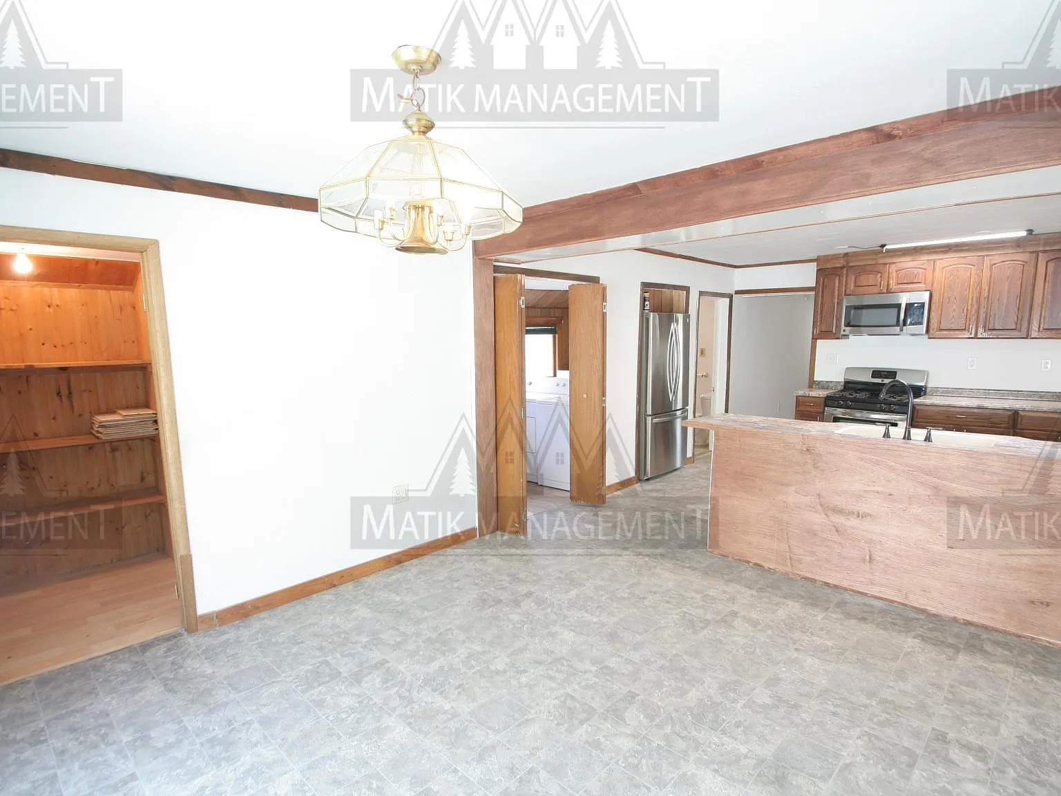 4 bed, $1,850 — Photo 4