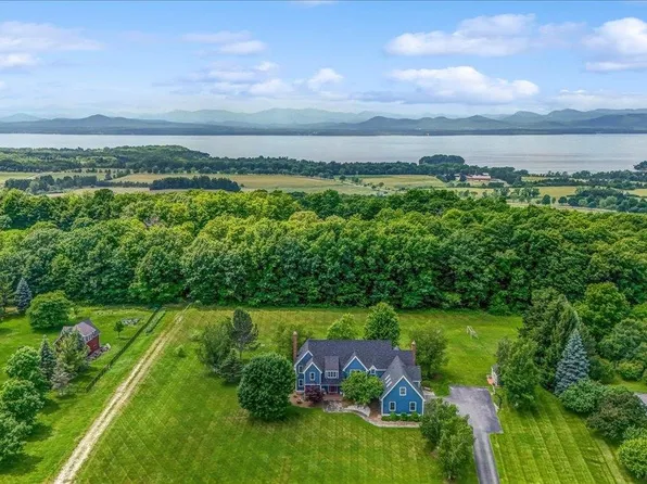 730 Ridgefield Road, Shelburne, VT 05482