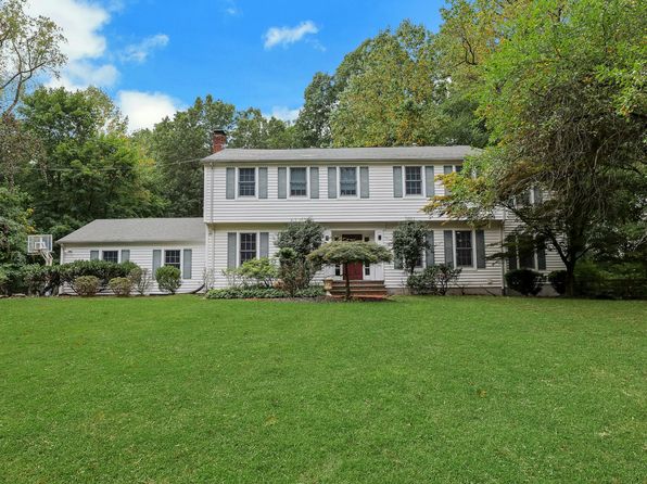 51 Millbrook Cir