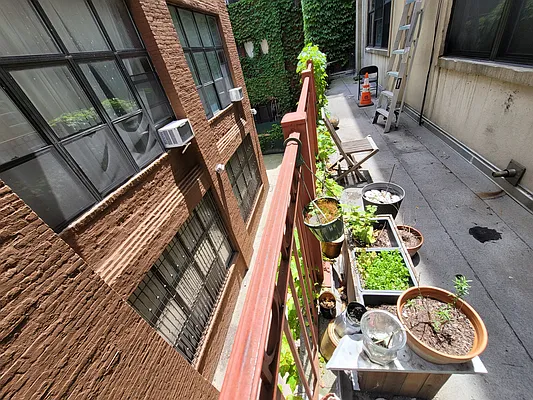 Rented by Garden Management | media 64