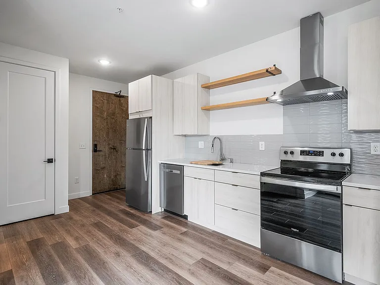 Olive Apartments — Photo 35