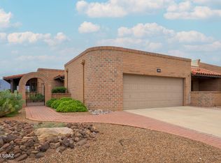 1013 W Desert Hills Dr, Green Valley, AZ 85622