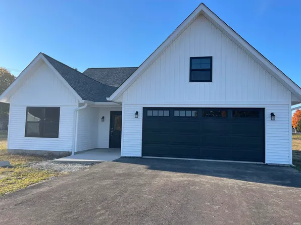 109 Cardinal Ct, Mitchell, IN 47446