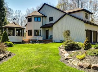 11 Maplewood Rd, West Monroe, NY 13167