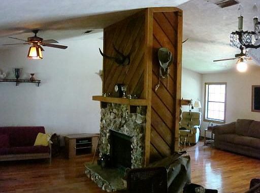 Open Floor Plan to Family, Living and Dining Room!