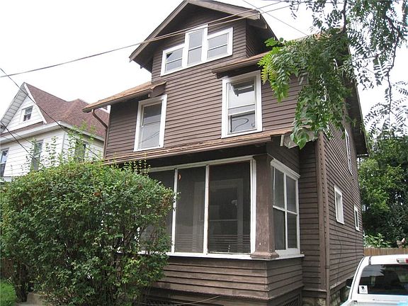 2nd image of 754 E 26th St