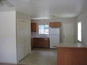 2nd image of 1093 N Fargo St