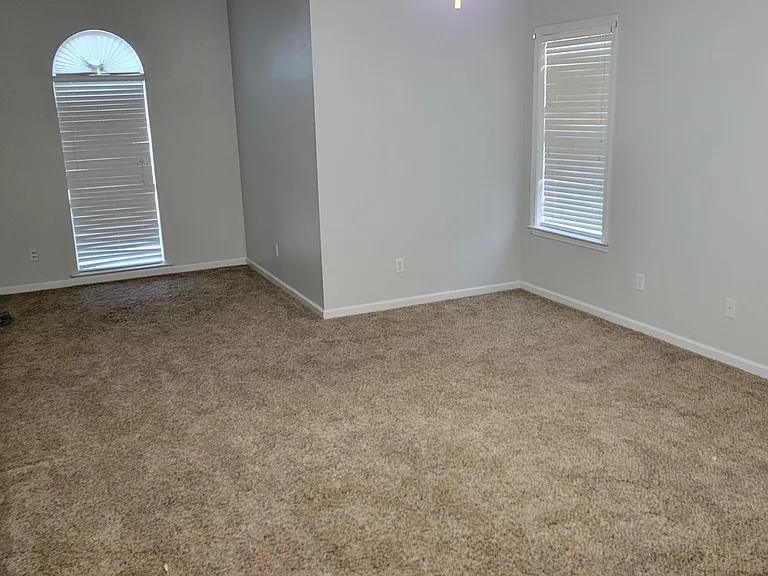1573 Lyla Cv — Photo 4