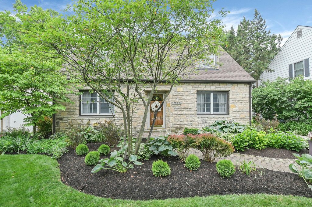 Real estate listing image