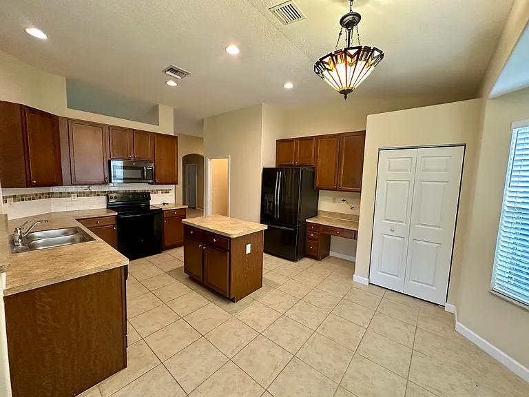 2835 W Brookfield Way — Photo 14