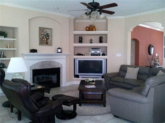 5th image of 1910 Nogalus Dr