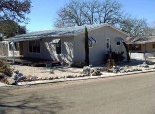 53 Wildwood Ln, Kerrville, TX 78028