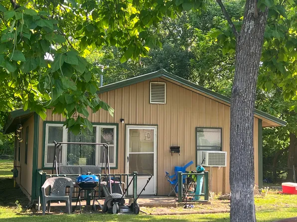 717 W Frisco Street, Mountain Grove, MO 65711