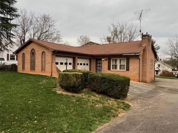 2820 Boone Trl, North Wilkesboro, NC 28659