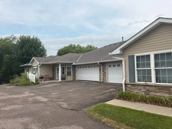 269 Kings Pointe Dr, Delano, MN 55328