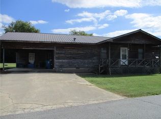 100 N Cass St, Adairsville, GA 30103