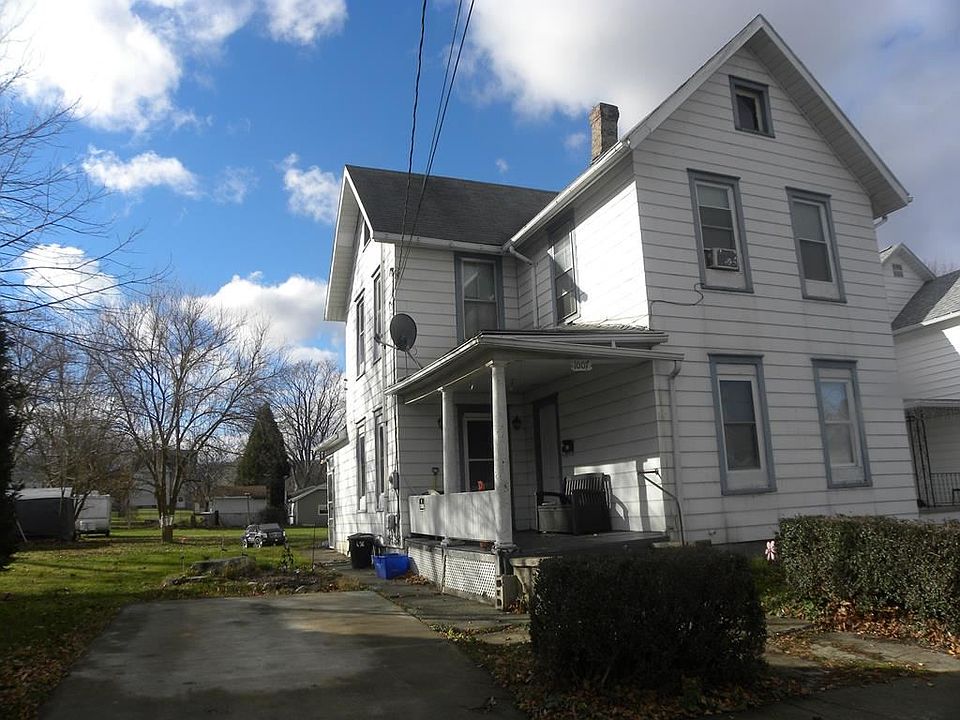 2nd image of 1007 N Main St