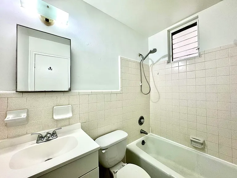411 SE 23rd Ave #B — Photo 13