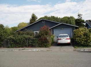 3059 Little Cinder St, McKinleyville, CA 95519