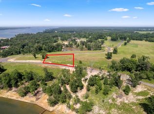 46 Waterview Ln, Pittsburg, TX 75686