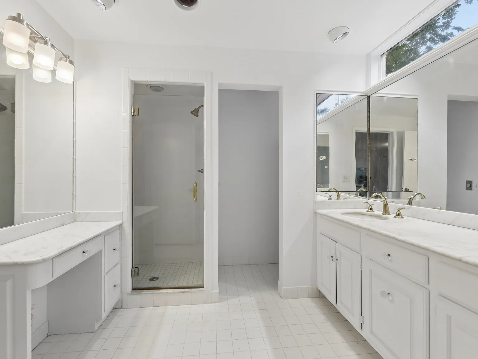 5 bed, $9,500 — Photo 3