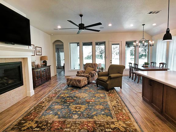 5th image of 667 ALTA CIR