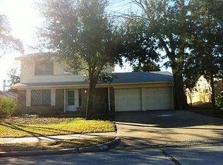 3310 Ridgefield St, Irving, TX 75062