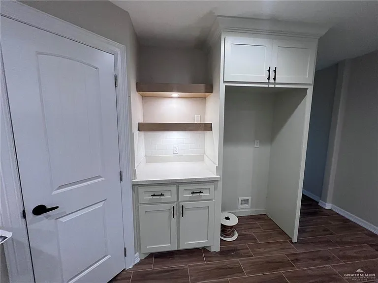 1726 La Paloma Ave — Photo 17