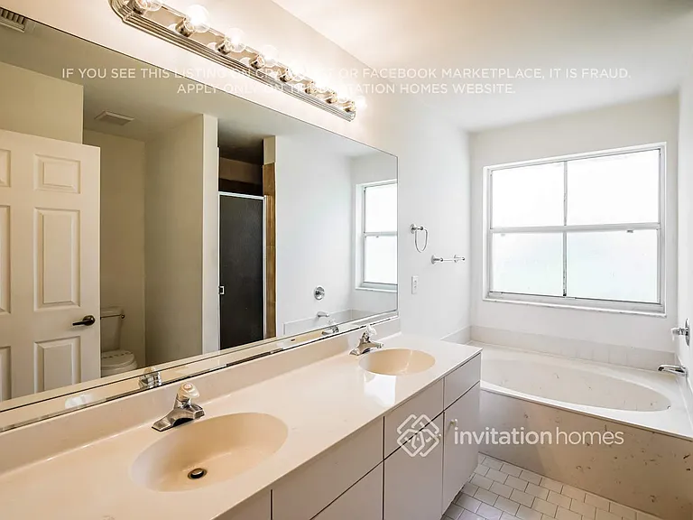 4415 SW 153rd Ave — Photo 12
