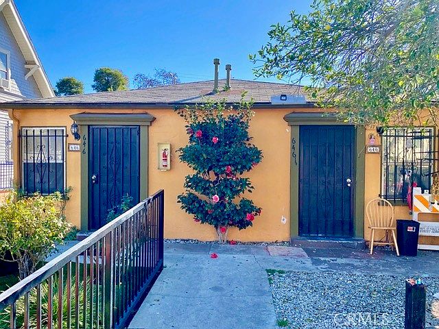 1st image of 644 W 40th Pl