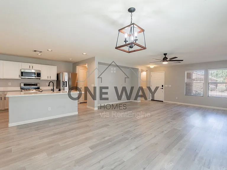 1057 S Deerfield Ln — Photo 12