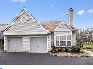 48 Magnolia Ct, Bordentown, NJ 08505