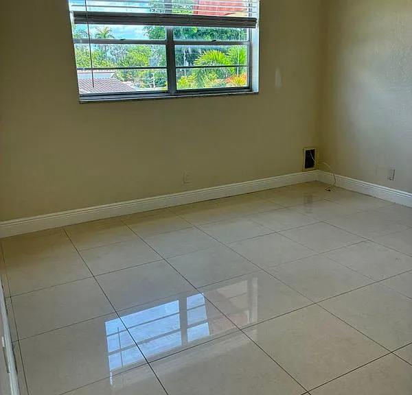 1300 Moffett St #209 — Photo 13