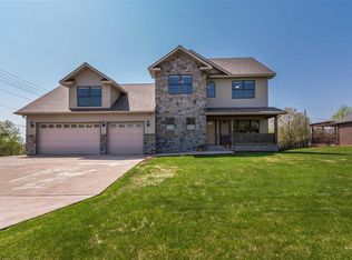 5130 Woodlawn St, Duluth, MN 55804