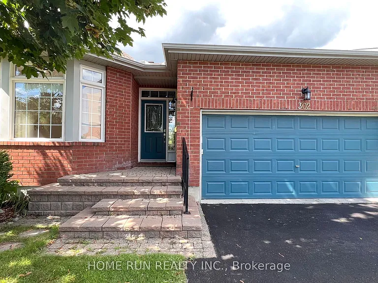 302 Wisteria Cres — Photo 4