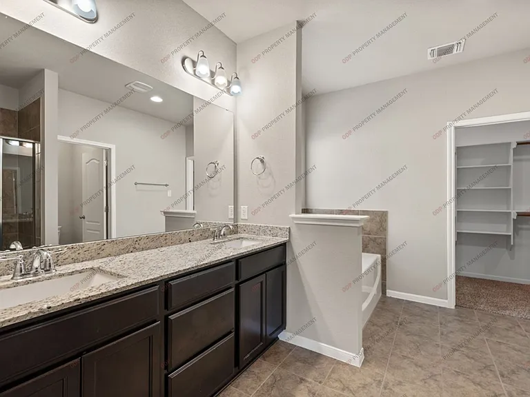 10217 Eaglefire Dr — Photo 24
