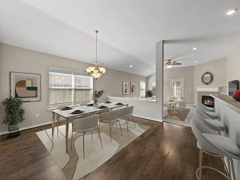 1014 Cavern Brook Ln — Photo 6