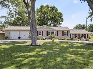 3432 Adie Rd, Saint Ann, MO 63074
