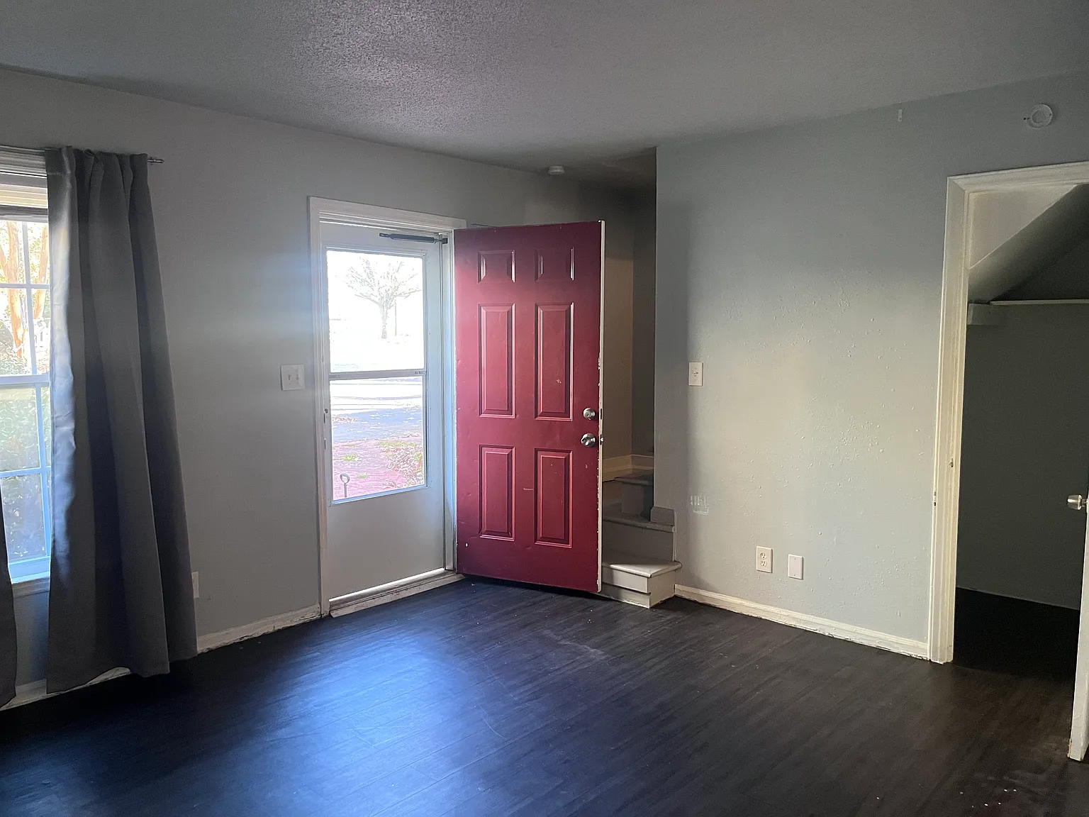 2 bed, 900 sqft, $1,000 — Photo 4