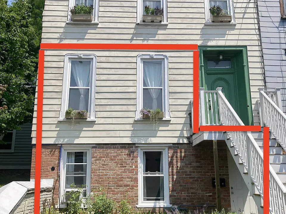 210 Allen St #1