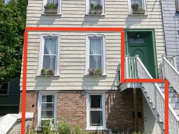 210 Allen St #1, Hudson, NY 12534