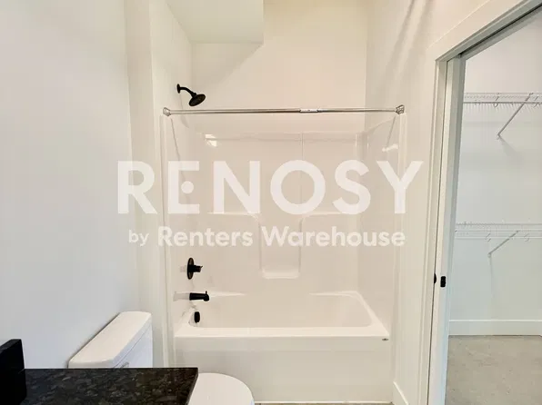 2701 Ingersoll Ave Unit 305, Des Moines, IA 50312