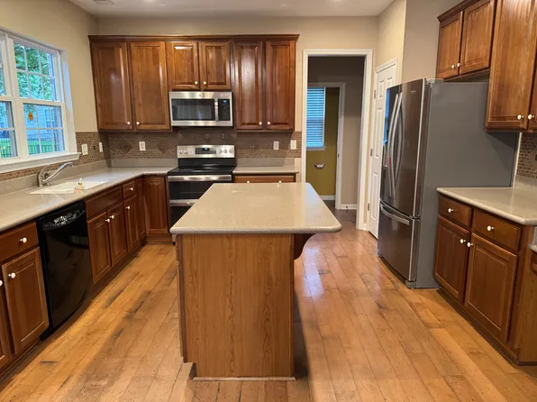 1856 Erlinger Dr, Nolensville, TN 37135