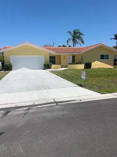115 15th St Photo 1