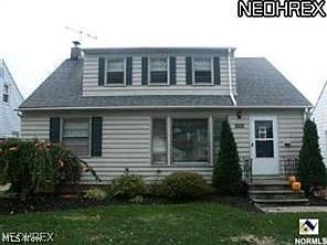 1st image of 24300 Hartland Dr